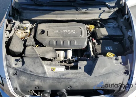 2015 Jeep Cherokee Sport из США, поврежденный, VIN 1C4PJLAB2FW711475